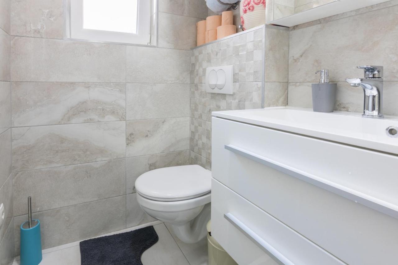 מאקרסקה Apartman Ivan מראה חיצוני תמונה